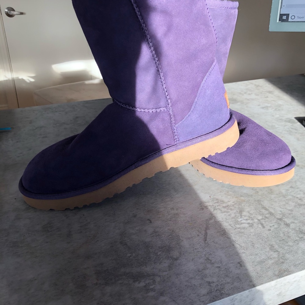 UGG  CLassic Short boot II ***BRAND NEW